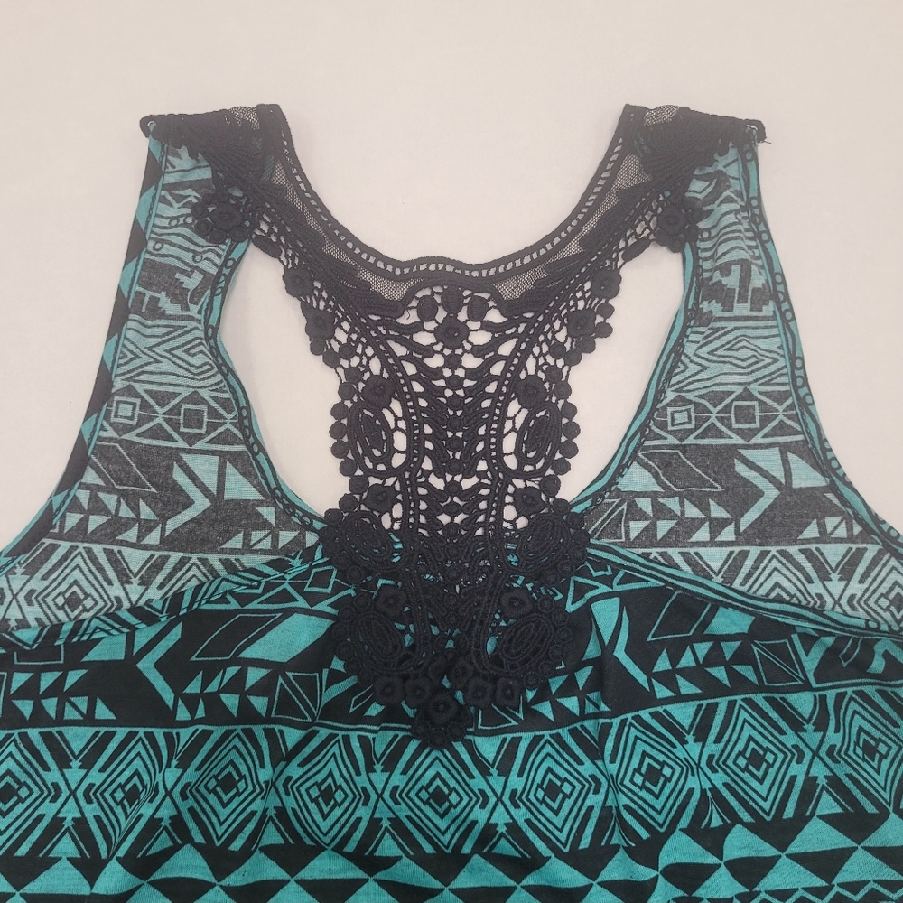 Loop 18 Lace Racerback Tank Top - Picture 9 of 10